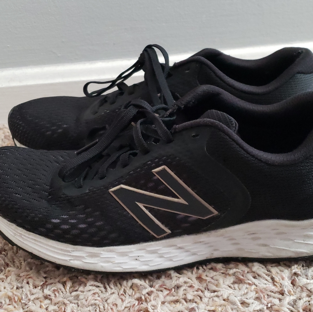 Black and rose gold. New balance. Size 9